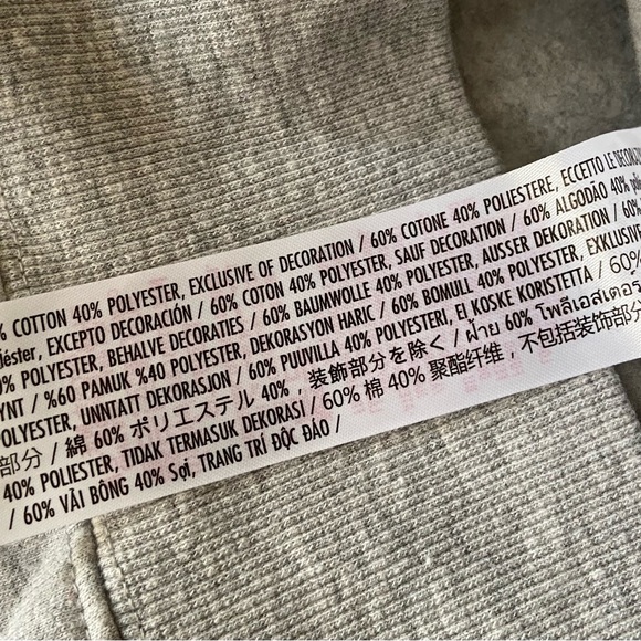 Disney Pullover Sweatshirt For Adults Pluto - Picture 9 of 9